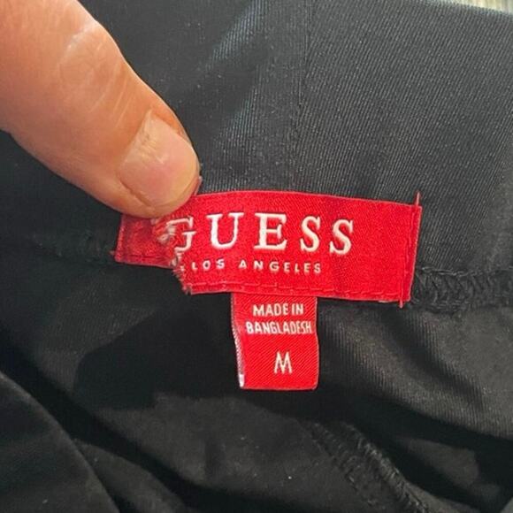 NWOT Guess Crop Leggings High Rise Elastic Waist Pull-On Logo Print Black Size M - Picture 4 of 10